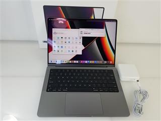 2021 Apple MacBook Pro M1 3.20 GHZ 32GB 1TB Flash